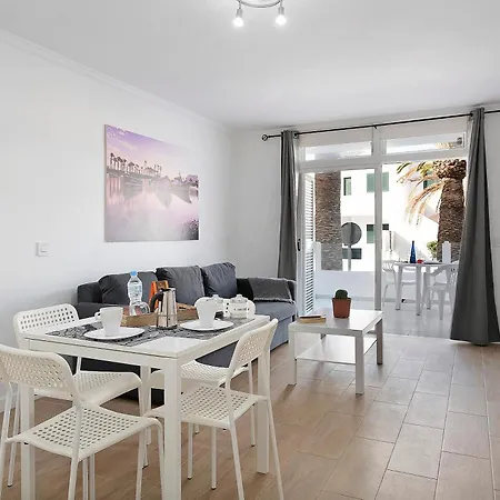 Ianoa Apartman *